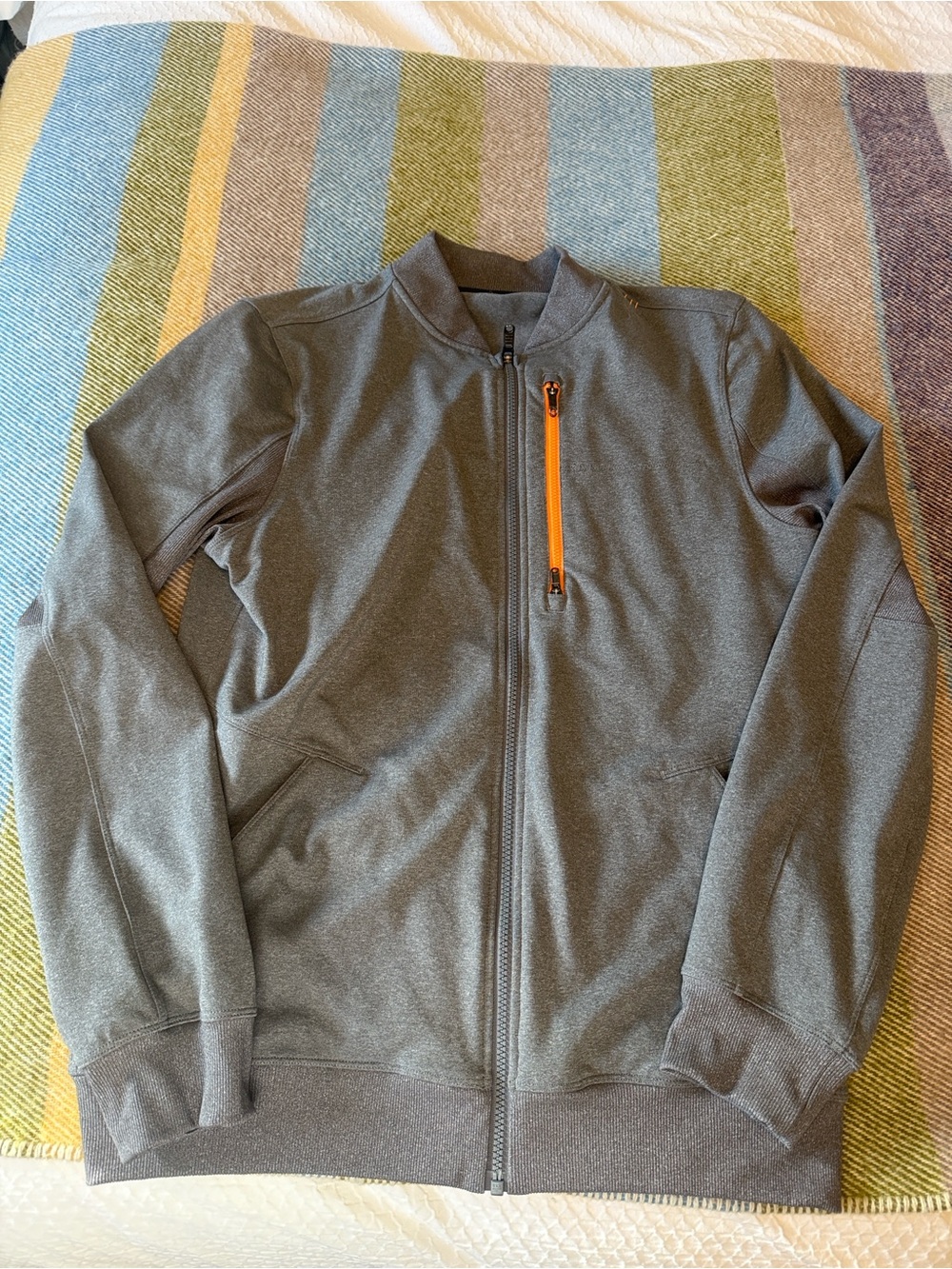 lululemon athletica Men's Gray Zip-Up Sweater Jacket with Orange Chest Zip